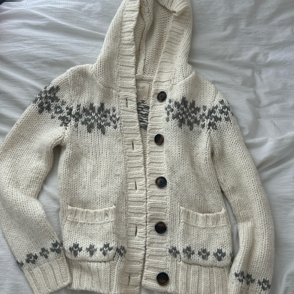 Aerie sweater